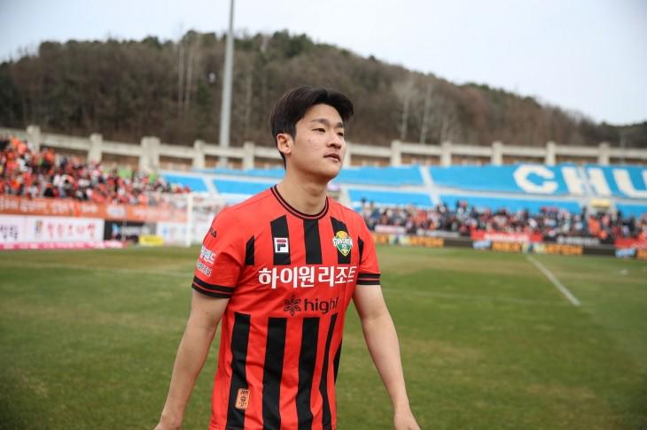 dingy, 部发出入伍