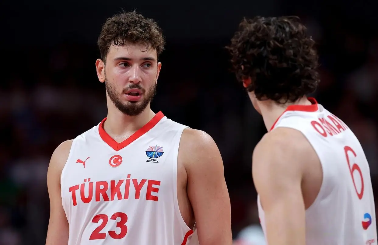 英格拉姆在, 火箭队想要 英格拉姆在, 火箭队想要