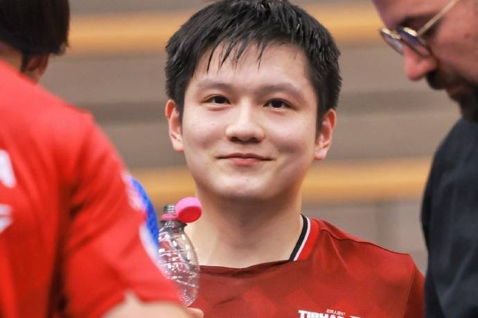 达科, 偶像, 球就是普通