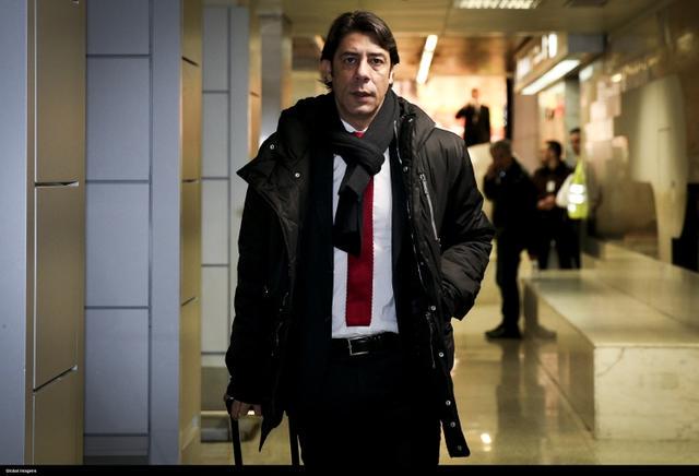 俱乐部解雇, 本菲卡之上, 间隔极短